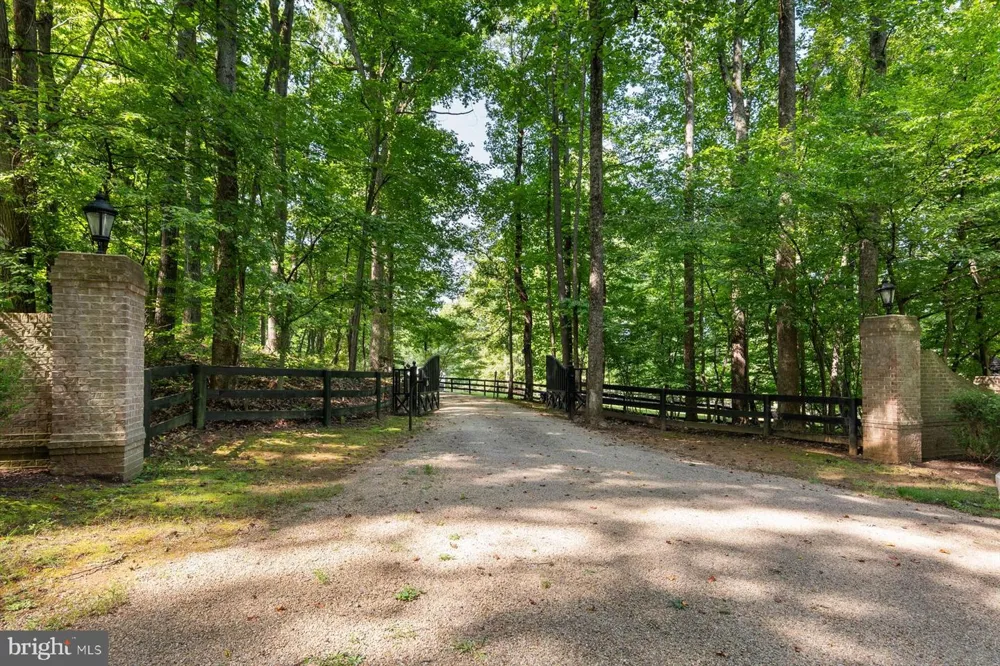 9565 BRIAR LANE Delaplane, VA 20144