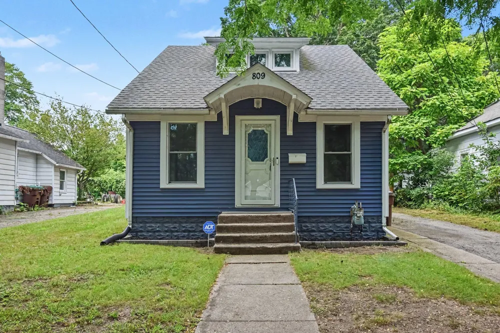 809 Hall Street Albion, MI 49224