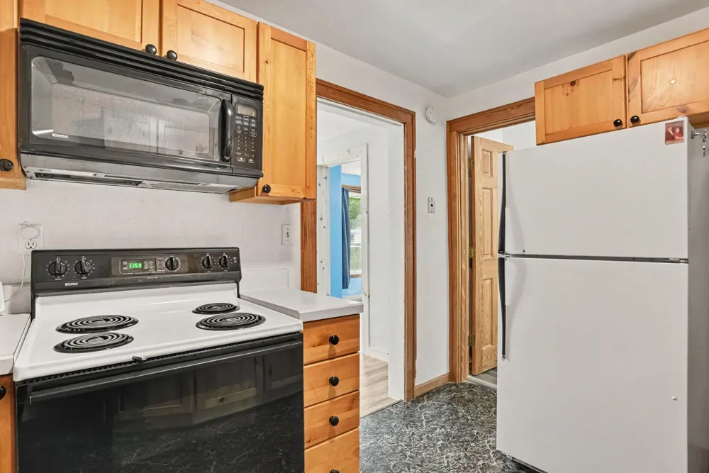 809 Hall Street Albion, MI 49224