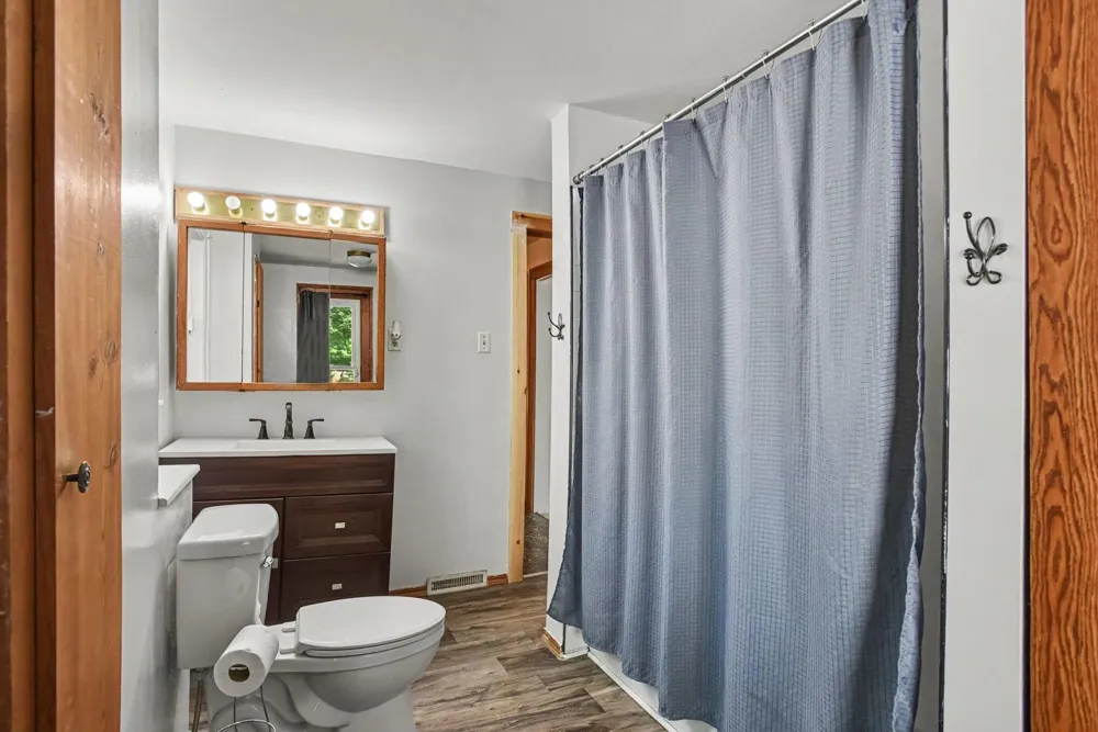 809 Hall Street Albion, MI 49224