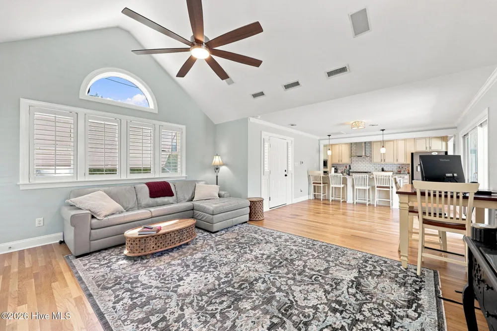 602 W Broad Street Swansboro, NC 28584
