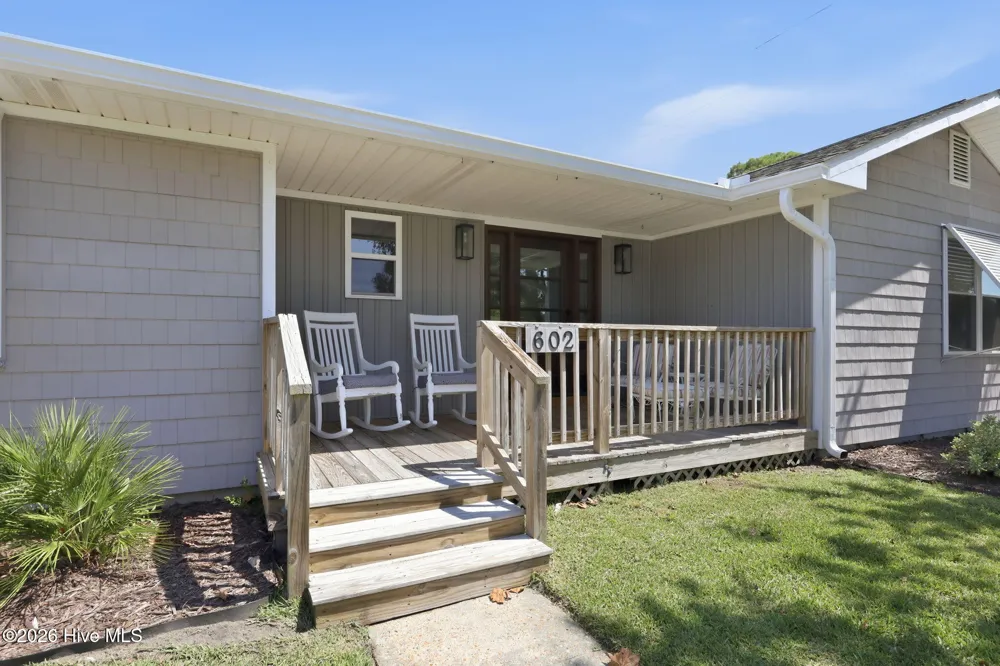 602 W Broad Street Swansboro, NC 28584