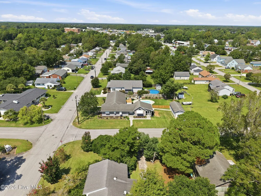 602 W Broad Street Swansboro, NC 28584