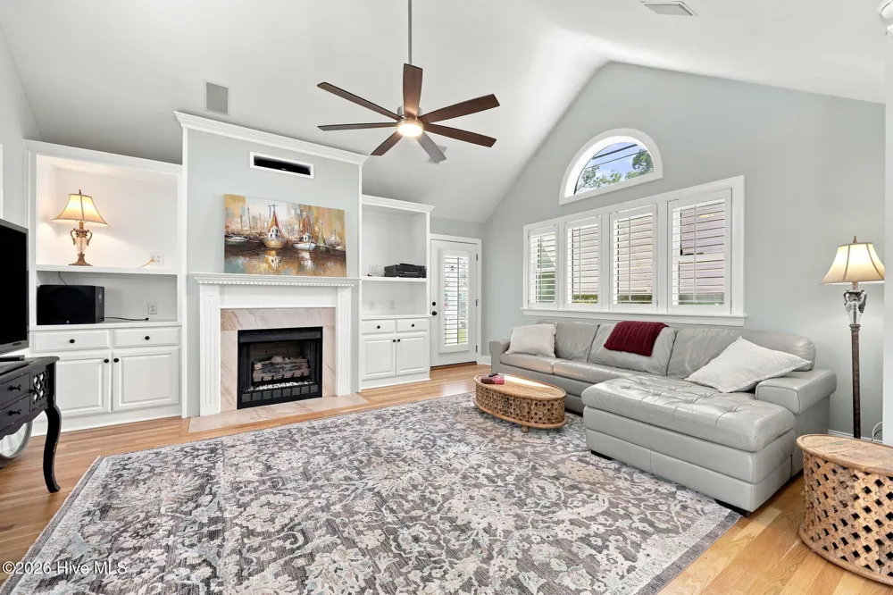 602 W Broad Street Swansboro, NC 28584