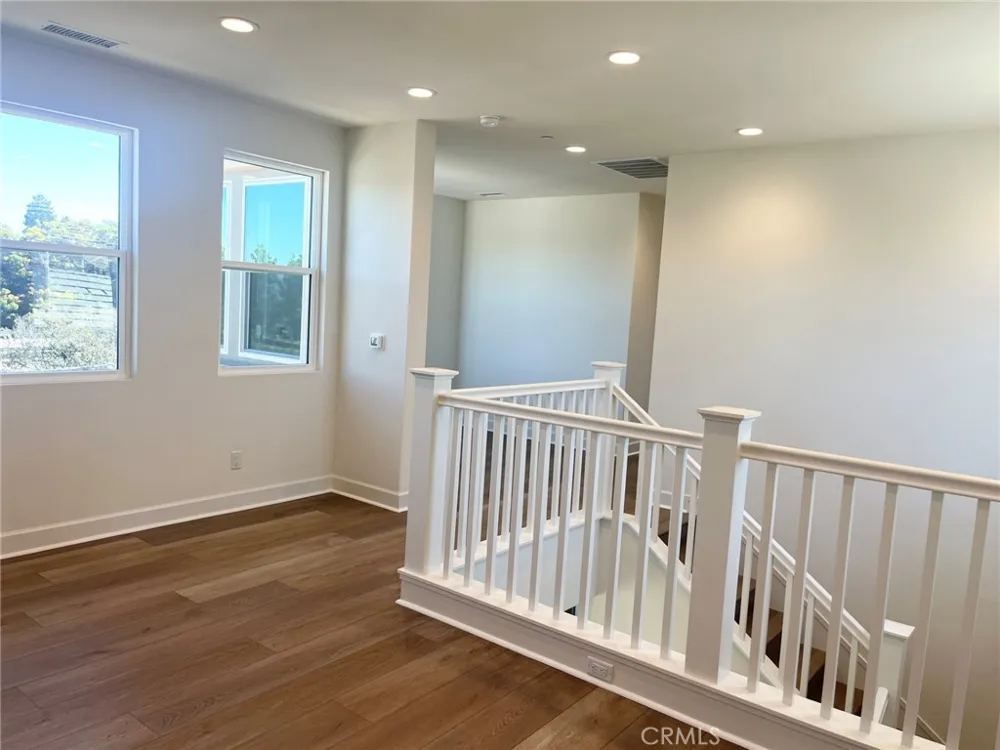 541 Tracy Place Ventura, CA 93004