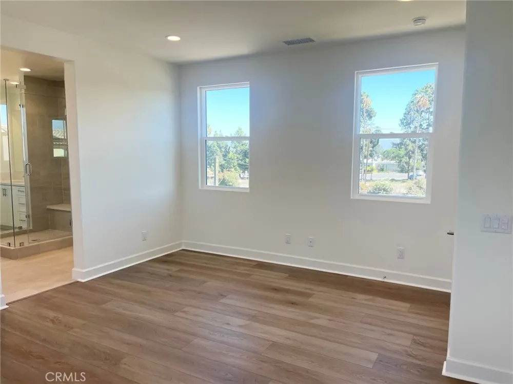 541 Tracy Place Ventura, CA 93004