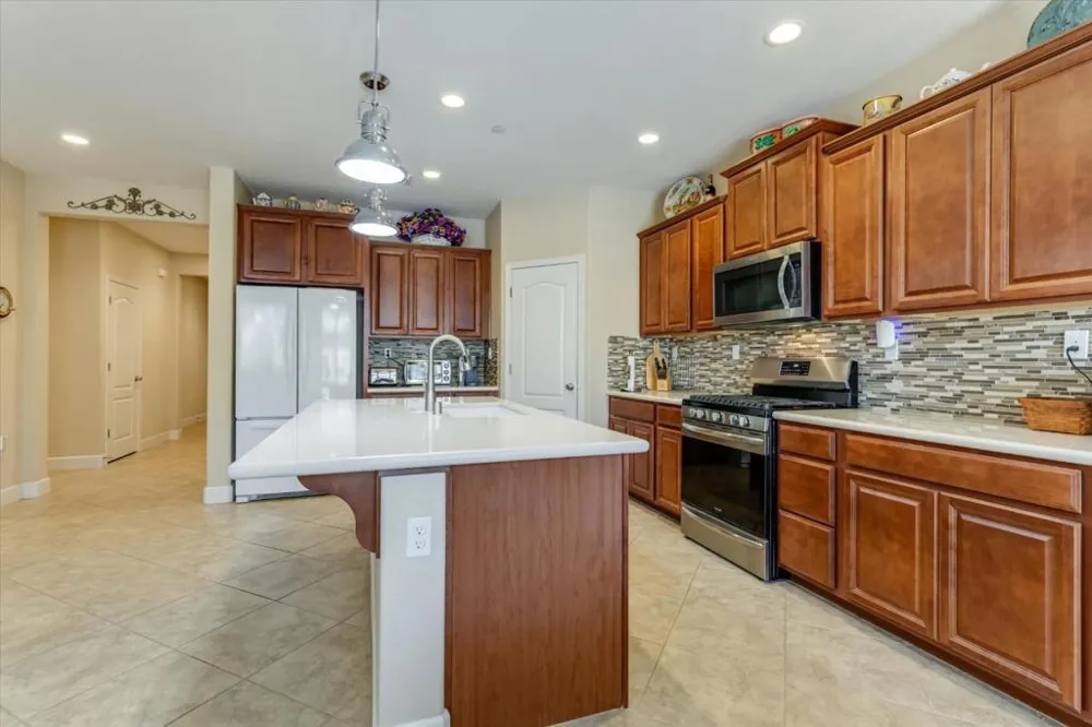 1787 Fennel Place Gilroy, CA 95020
