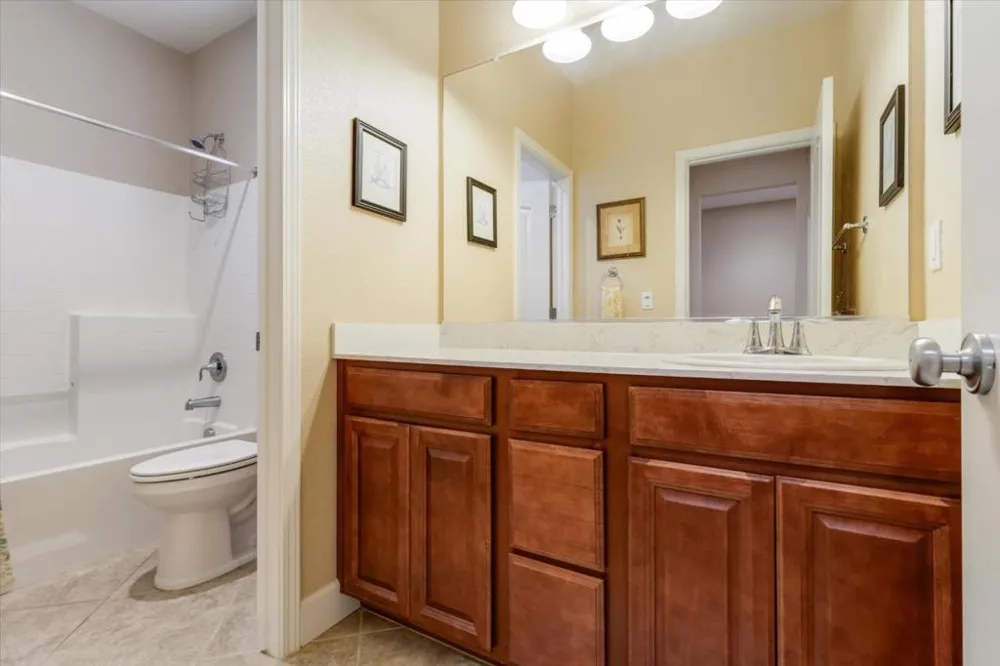 1787 Fennel Place Gilroy, CA 95020