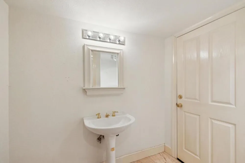 590 Miramar Drive Half Moon Bay, CA 94019