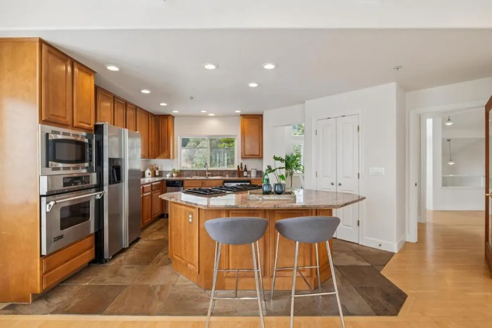 590 Miramar Drive Half Moon Bay, CA 94019