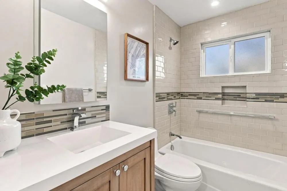 3705 Red Oak Way Redwood City, CA 94061