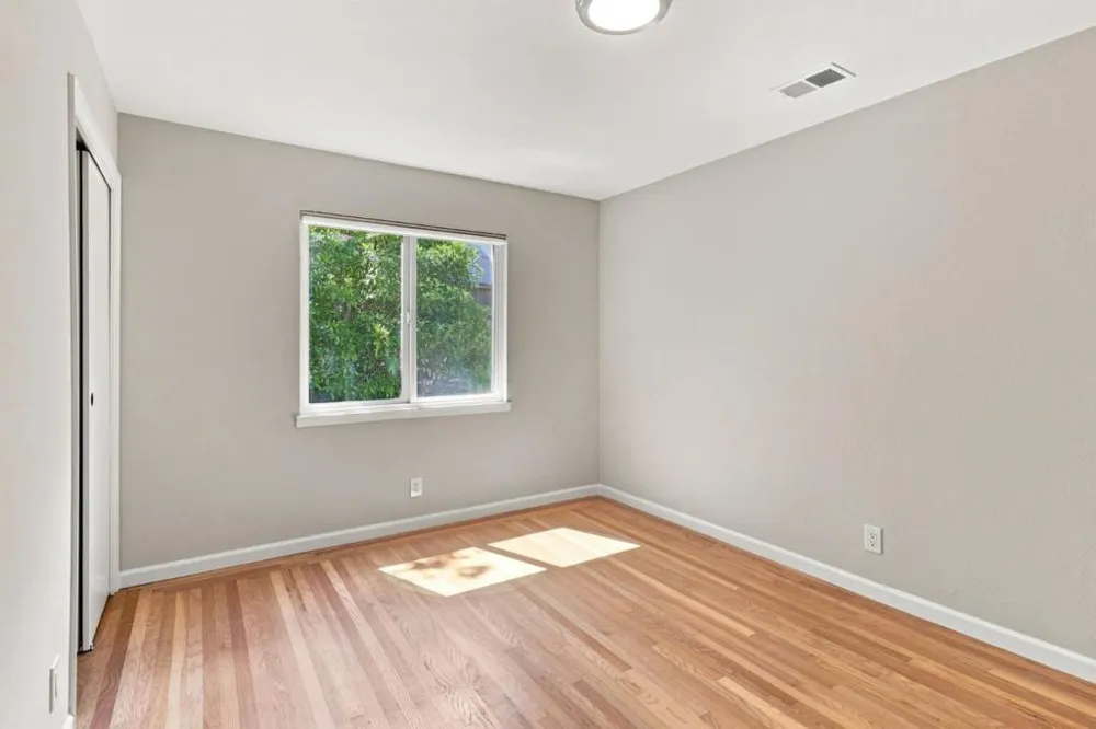 3705 Red Oak Way Redwood City, CA 94061
