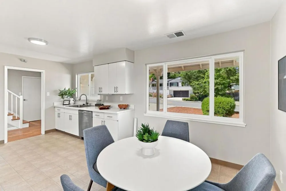 3705 Red Oak Way Redwood City, CA 94061