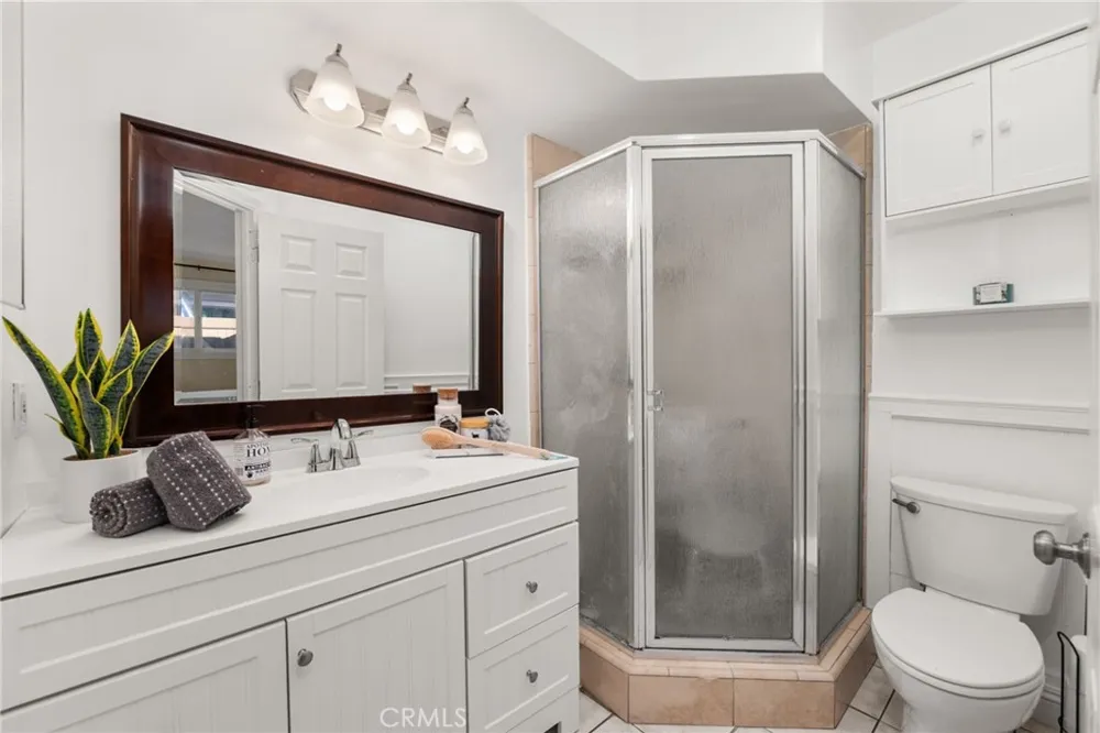 3139 E Chapman #3B Orange, CA 92869