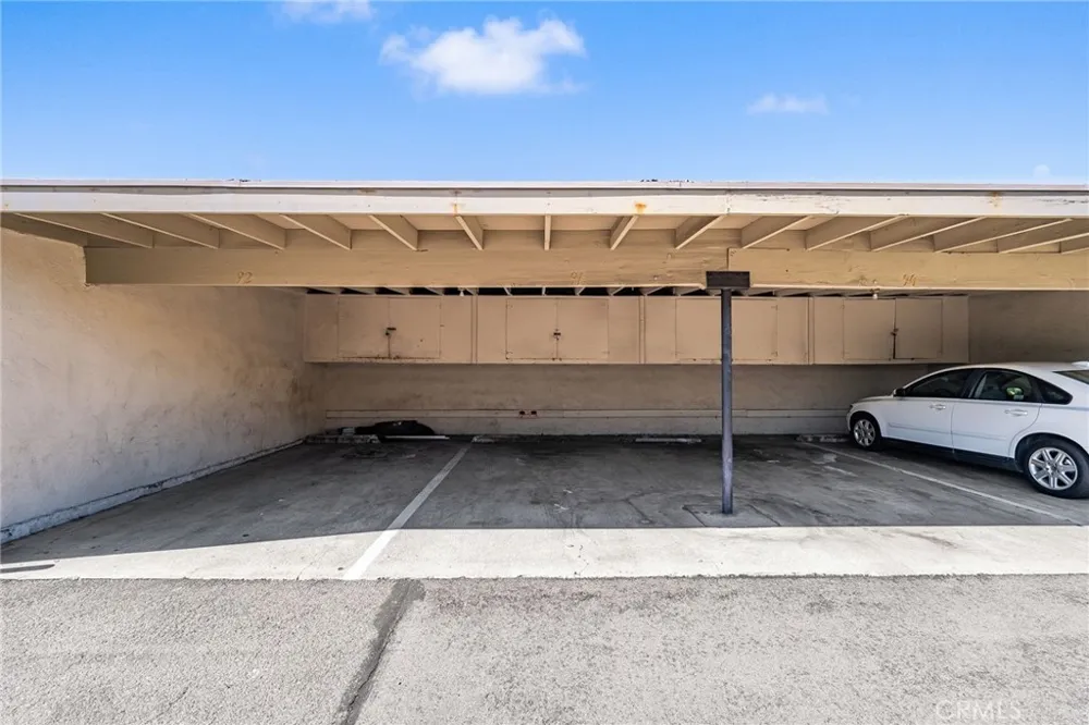 3139 E Chapman #3B Orange, CA 92869