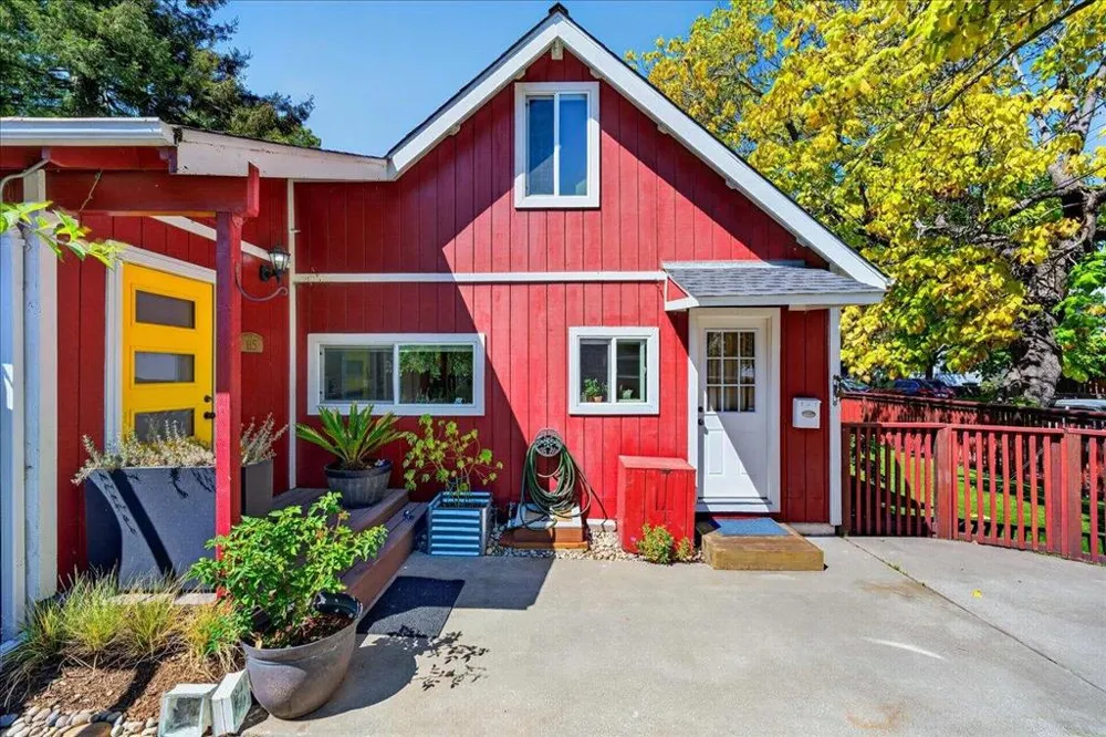 115 Catalpa Street Santa Cruz, CA 95062