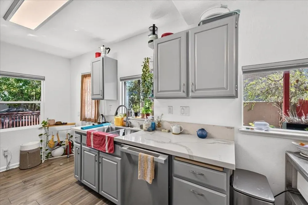115 Catalpa Street Santa Cruz, CA 95062