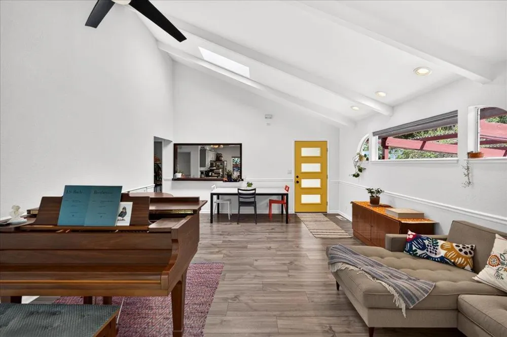 115 Catalpa Street Santa Cruz, CA 95062