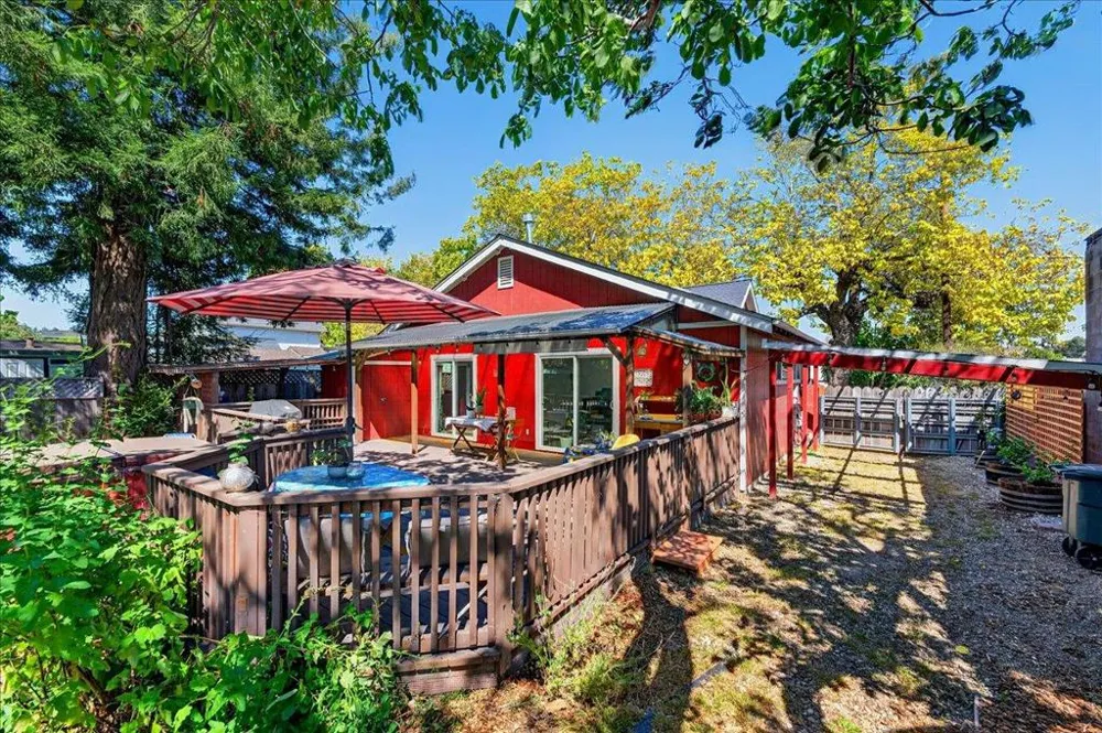 115 Catalpa Street Santa Cruz, CA 95062