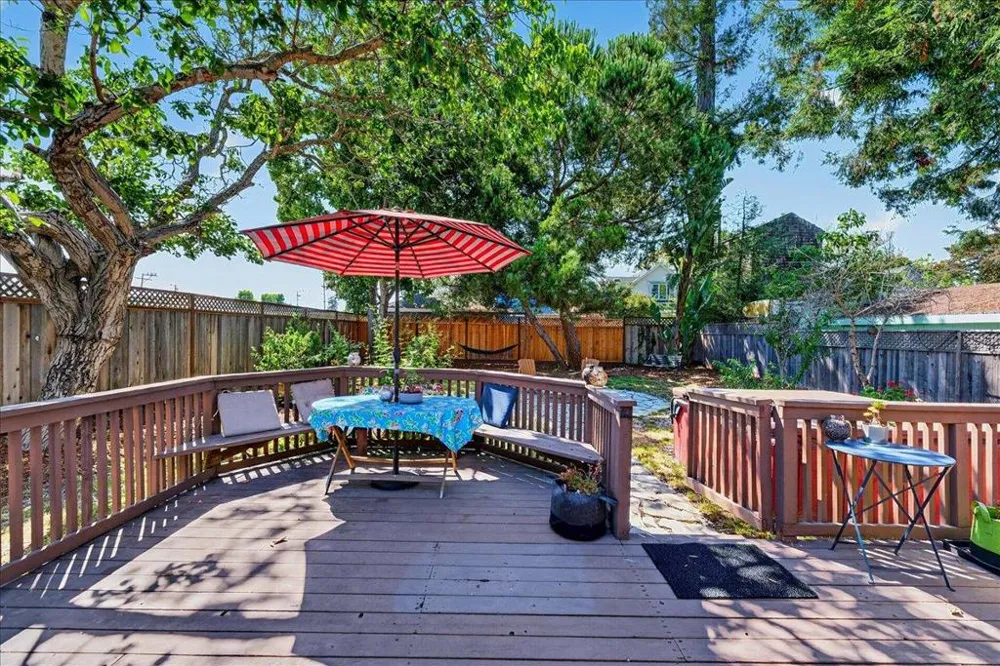 115 Catalpa Street Santa Cruz, CA 95062