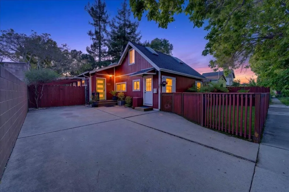 115 Catalpa Street Santa Cruz, CA 95062