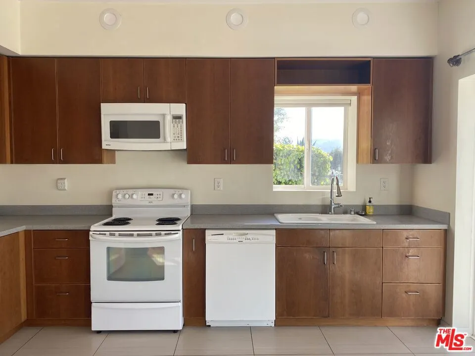 20659 Callon Drive #GH Topanga, CA 90290