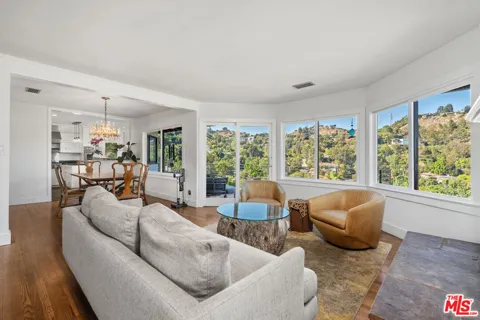 2444 Carman Crest Drive