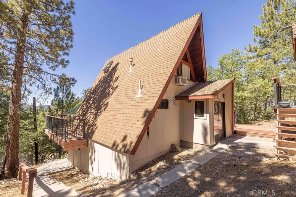 43615 Bow Canyon Big Bear Lake, CA 92315