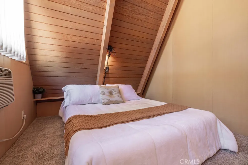 43615 Bow Canyon Big Bear Lake, CA 92315