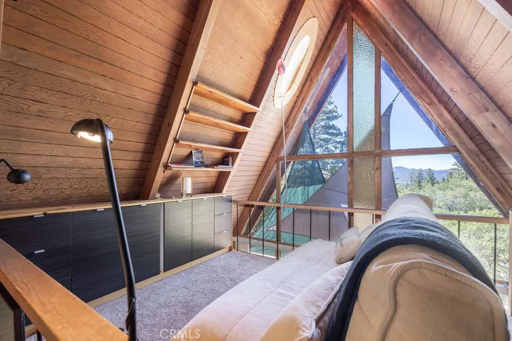 43615 Bow Canyon Big Bear Lake, CA 92315