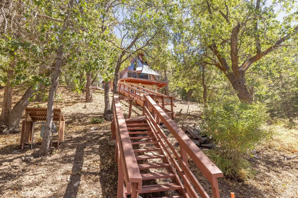 43615 Bow Canyon Big Bear Lake, CA 92315
