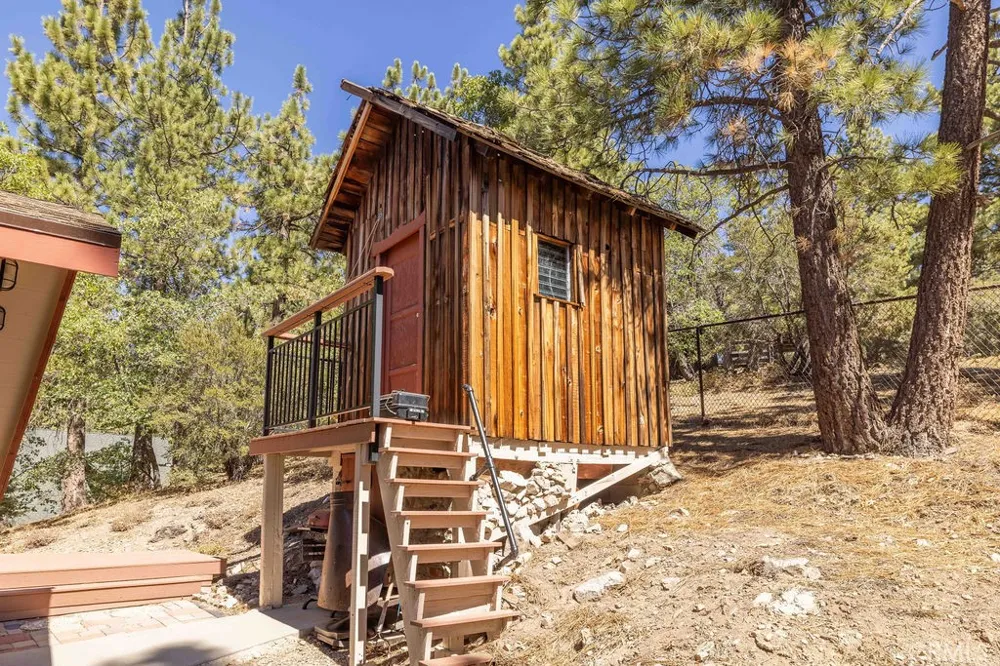 43615 Bow Canyon Big Bear Lake, CA 92315