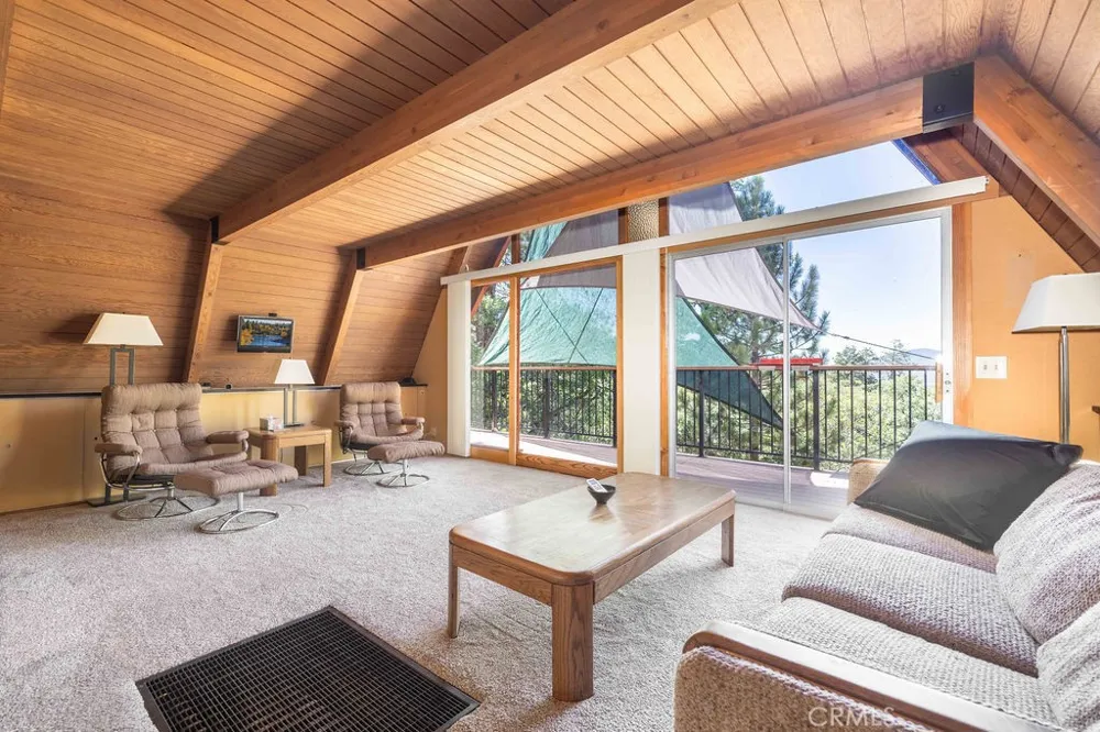 43615 Bow Canyon Big Bear Lake, CA 92315