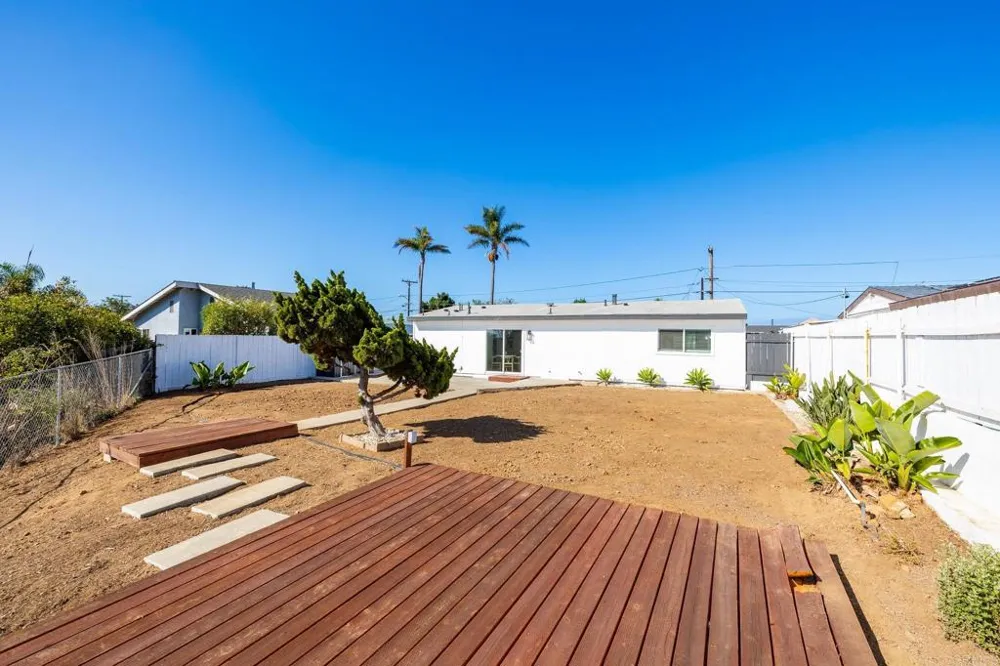 1420 San Simeon Street Oceanside, CA 92058