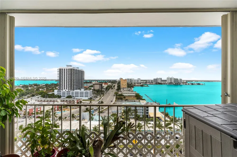 1865 79th St Cswy #16B North Bay Village, FL 33141