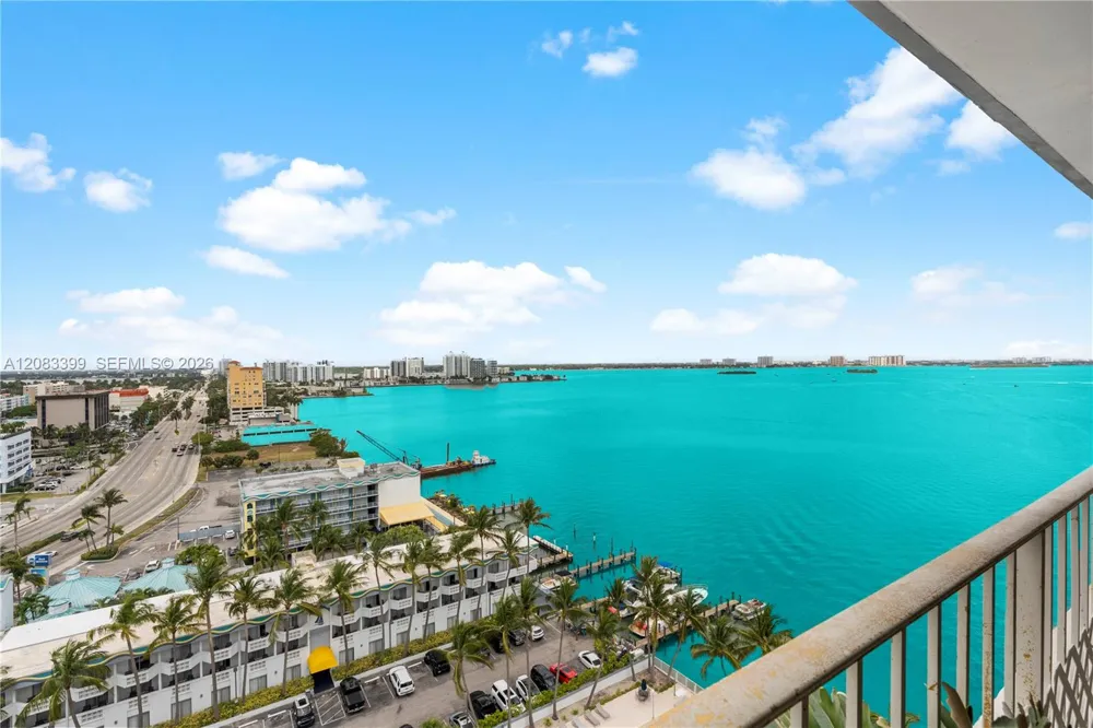 1865 79th St Cswy #16B North Bay Village, FL 33141