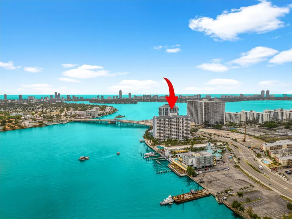 1865 79th St Cswy #16B North Bay Village, FL 33141