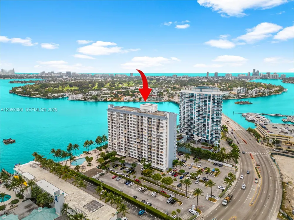 1865 79th St Cswy #16B North Bay Village, FL 33141