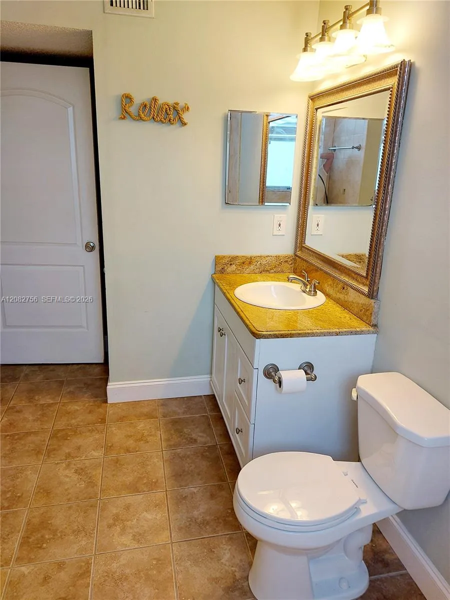 641 Lyons Rd #11207 Coconut Creek, FL 33063