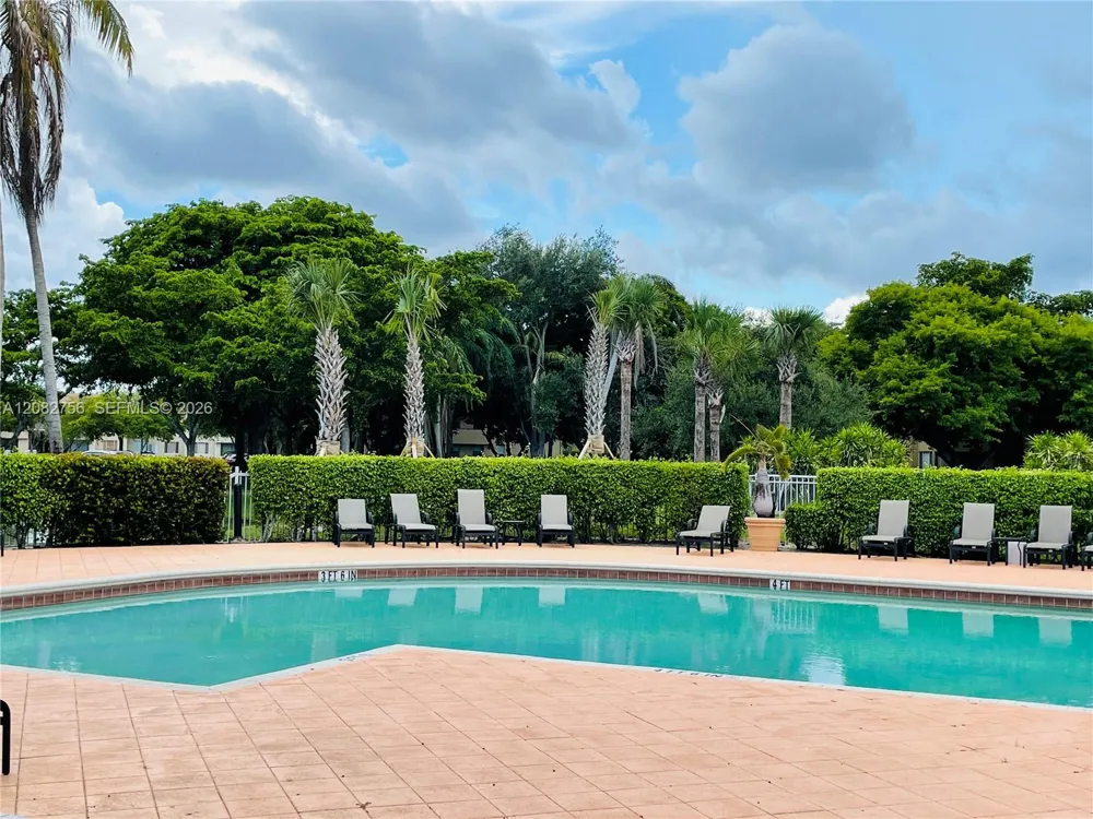 641 Lyons Rd #11207 Coconut Creek, FL 33063