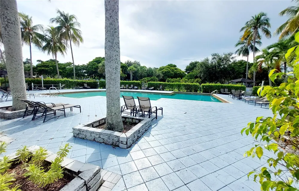 641 Lyons Rd #11207 Coconut Creek, FL 33063