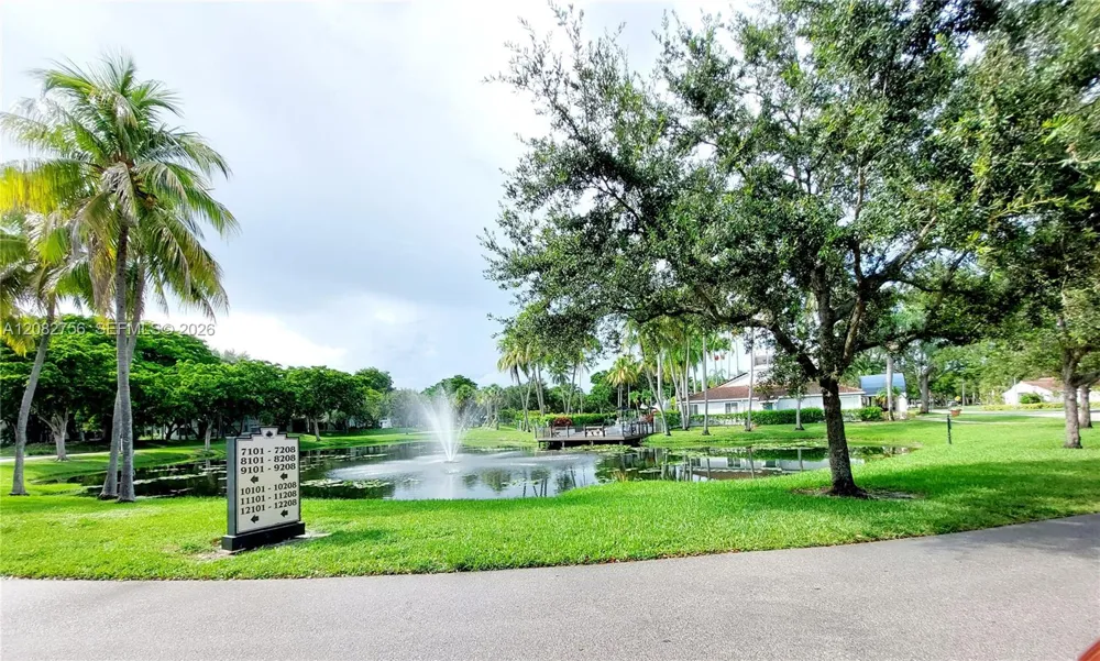 641 Lyons Rd #11207 Coconut Creek, FL 33063