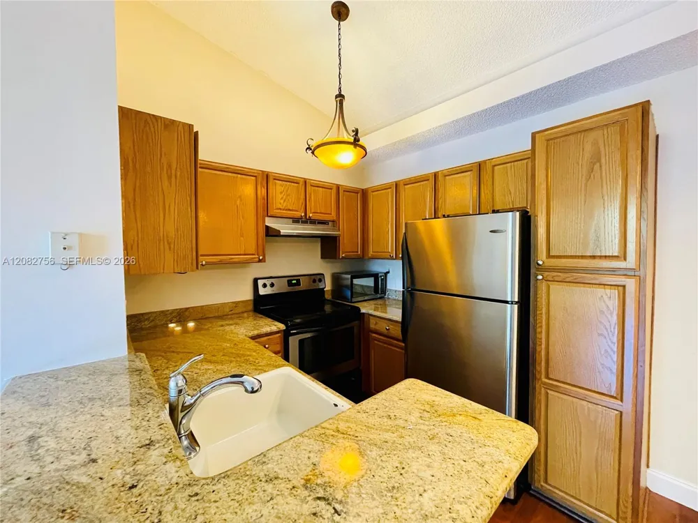 641 Lyons Rd #11207 Coconut Creek, FL 33063