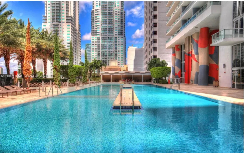 50 Biscayne Blvd #3205 Miami, FL 33132