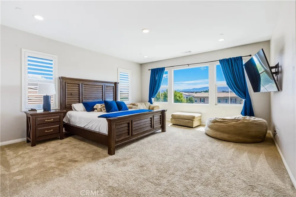 32163 Verbena Temecula, CA 92591