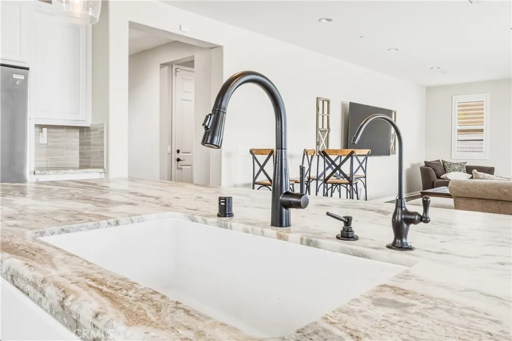 32163 Verbena Temecula, CA 92591