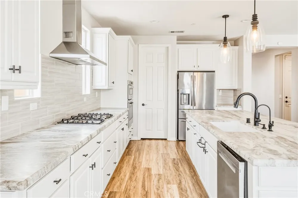 32163 Verbena Temecula, CA 92591