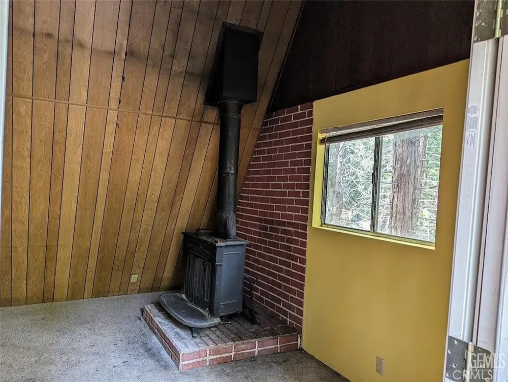 10521 Pine Drive Wofford Heights, CA 93285