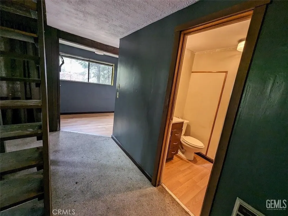 10521 Pine Drive Wofford Heights, CA 93285