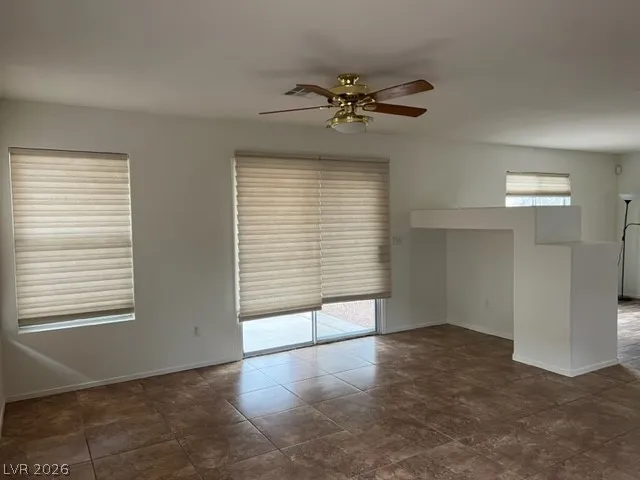 10529 Majestic Beauty Avenue Las Vegas, NV 89135